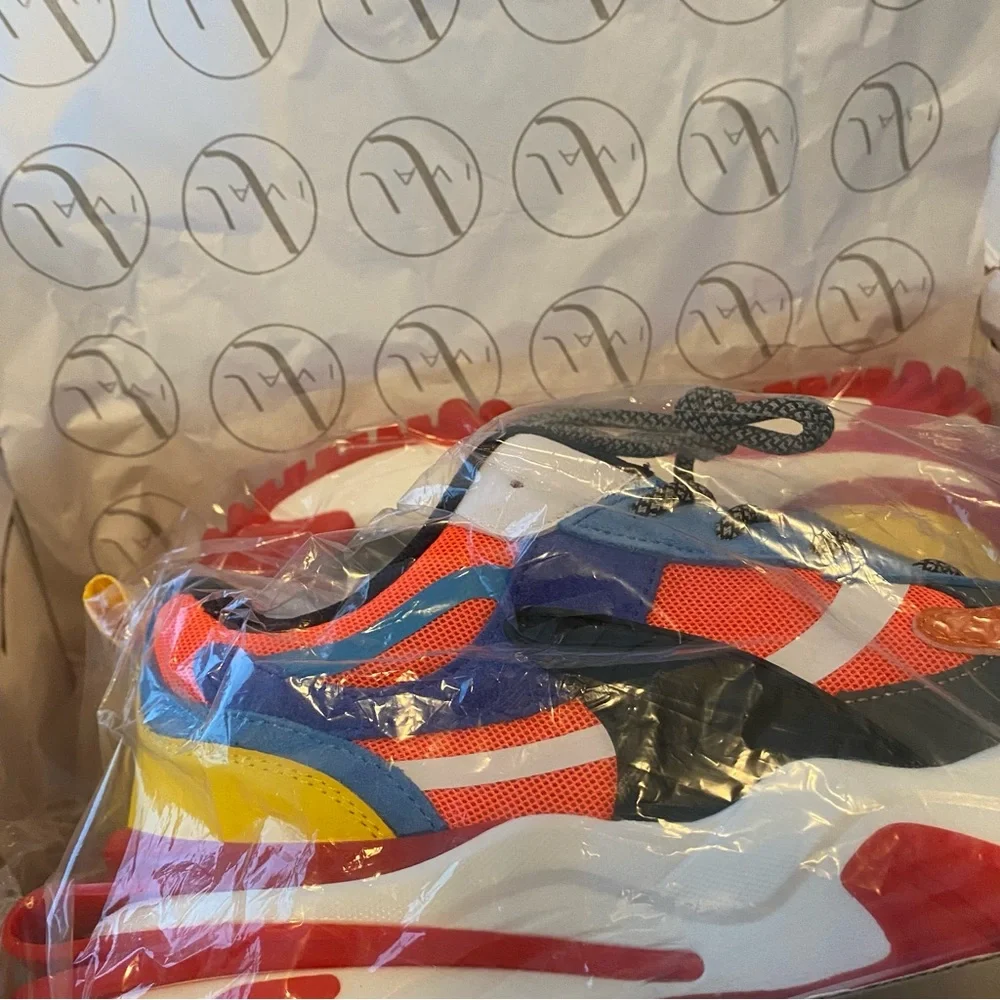 Javi Hero (Youth Size 6Y) Sneakers
